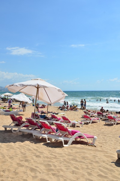 Sunday At Edde Sands